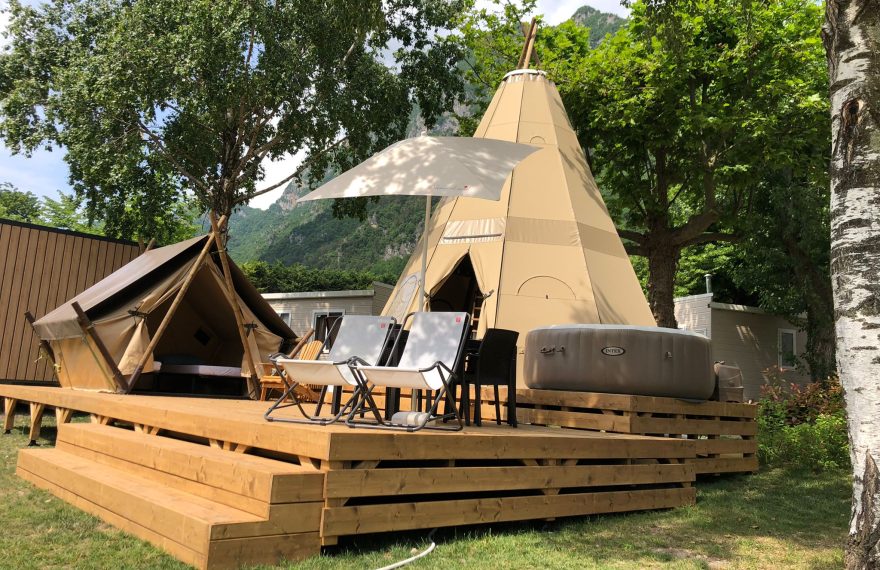 Tipi lodge